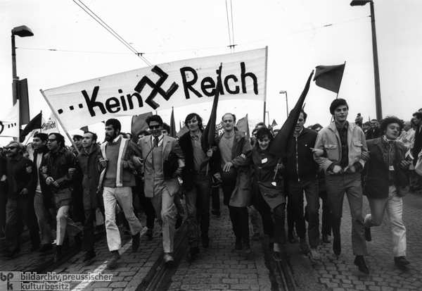 Bonn Demonstration against the Emergency Laws – II ( May 11, 1968)
